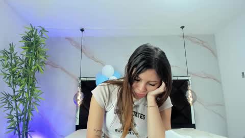 ANGELA online show from 10/03/25, 12:13