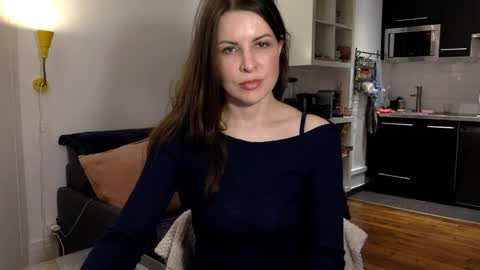 Snapshot of angeladarkk chatting on 01/11/25, 07:49 Angela online show from 01/11/25, 07:49