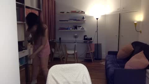 Snapshot of angeladarkk chatting on 01/23/25, 11:15 Angela online show from 01/23/25, 11:15