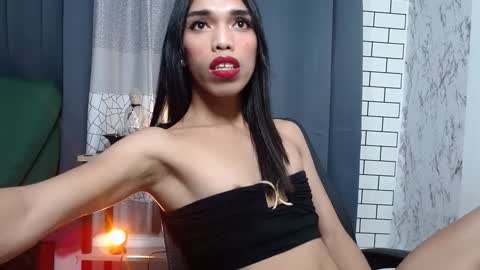 Snapshot of angelamonroe chatting on 02/23/25, 01:21 SENORITA online show from 02/23/25, 01:21