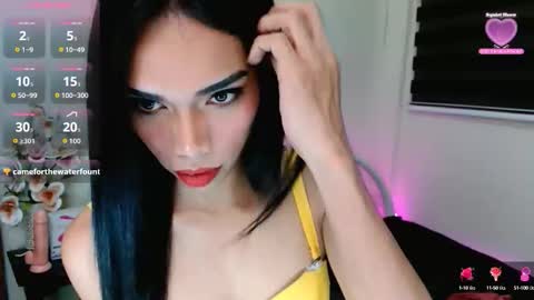 Snapshot of angelamonroe chatting on 10/11/25, 05:44 SENORITA online show from 10/11/25, 05:44