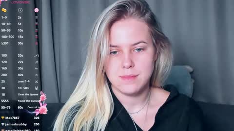 Darsi Anty online show from 11/17/25, 01:06