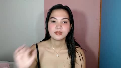 Snapshot of angelavida chatting on 09/11/25, 02:55 angel- i am new here please do understand that i only get naked on private room thank you online show from 09/11/25, 02:55