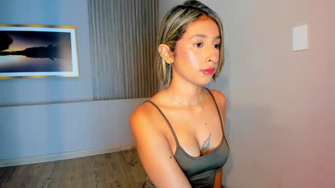Snapshot of angelbae_ chatting on 02/05/25, 02:48 AngelBae online show from 02/05/25, 02:48
