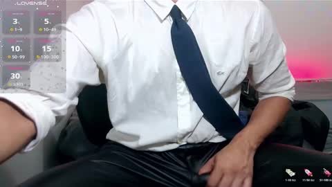 Angel Bianchi online show from 10/28/25, 08:22