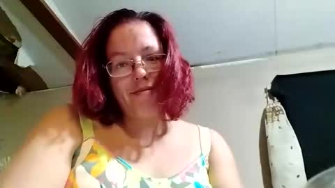 Snapshot of angelbug8820 chatting on 02/06/25, 08:29 Angelbu online show from 02/06/25, 08:29