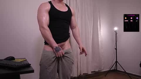 Snapshot of angelcabezaz chatting on 11/16/25, 12:38 NGEL. online show from 11/16/25, 12:38