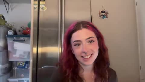 Snapshot of angelcak3s chatting on 02/22/25, 07:45 venellope888 online show from 02/22/25, 07:45