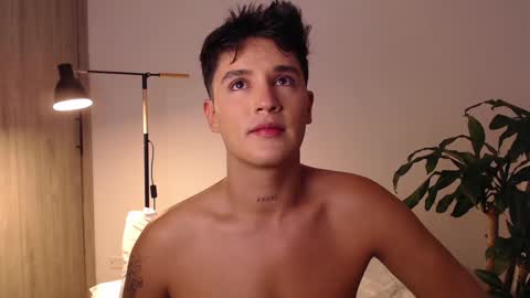 Angel online show from 12/04/24, 12:41