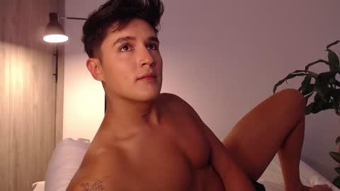 Angel online show from 12/04/24, 08:40