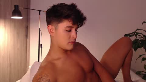 Angel online show from 12/11/24, 09:23