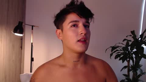 Angel online show from 01/01/25, 09:52