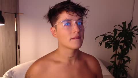 Angel online show from 01/10/25, 11:50