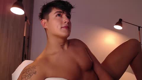 Angel online show from 02/15/25, 10:52