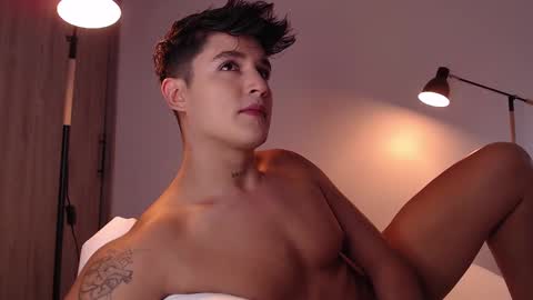 Angel online show from 02/16/25, 08:44