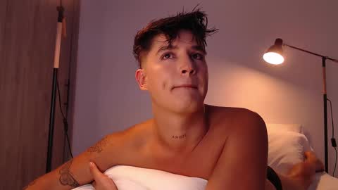 Angel online show from 03/04/25, 10:05