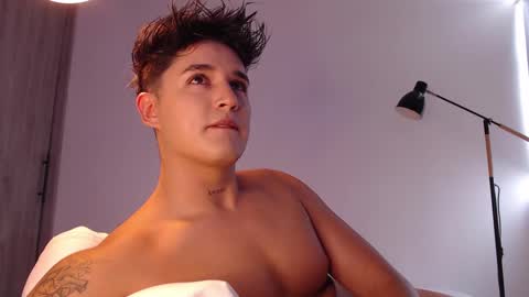 Angel online show from 09/11/25, 08:09