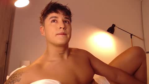 Angel online show from 10/13/25, 01:27