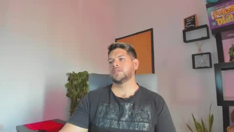 angel online show from 10/10/25, 03:22