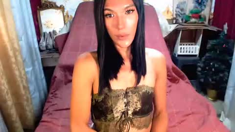 Snapshot of angeldark_satisfactionxxx chatting on 09/21/25, 05:31 ANGELDARK online show from 09/21/25, 05:31