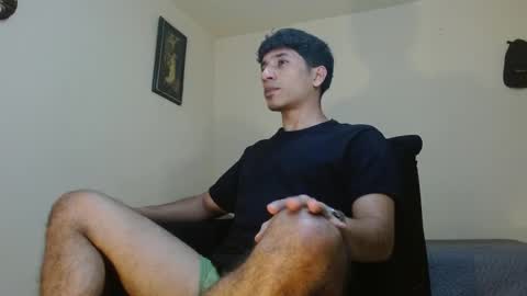Snapshot of angelhil chatting on 02/20/25, 02:07 Angel of littlebandido online show from 02/20/25, 02:07