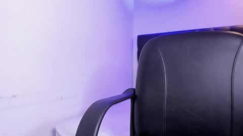 Snapshot of angeli_rivera chatting on 09/20/25, 12:50 Angeli online show from 09/20/25, 12:50