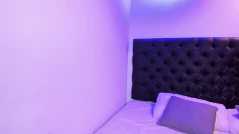 Snapshot of angeli_rivera chatting on 10/24/25, 10:55 Angeli online show from 10/24/25, 10:55