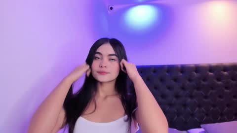 Snapshot of angeli_rivera chatting on 11/04/25, 11:09 Angeli online show from 11/04/25, 11:09