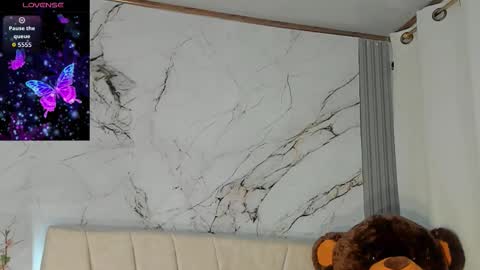 Snapshot of angeli_sexi chatting on 10/15/25, 01:28 Carolina online show from 10/15/25, 01:28