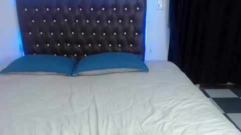 C A L L    M E   A N G E L online show from 10/24/25, 08:49