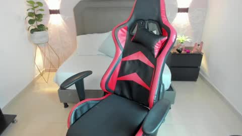 A N G E L I C A online show from 02/21/25, 02:06