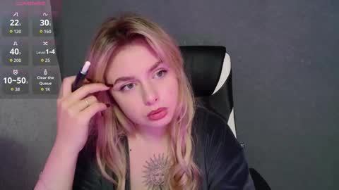 angelicablanch online show from 10/09/25, 08:40