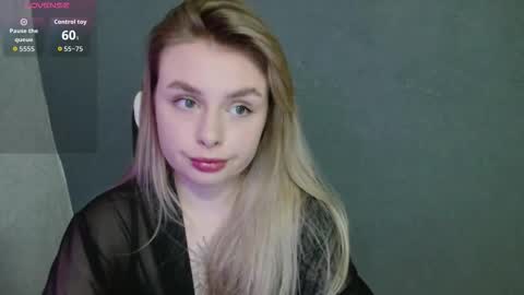 angelicablanch online show from 10/12/25, 09:25