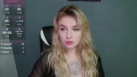 angelicablanch online show from 10/27/25, 10:03