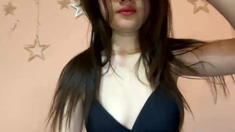 Snapshot of angelicfloryn chatting on 02/25/25, 06:03 Angelic florym online show from 02/25/25, 06:03