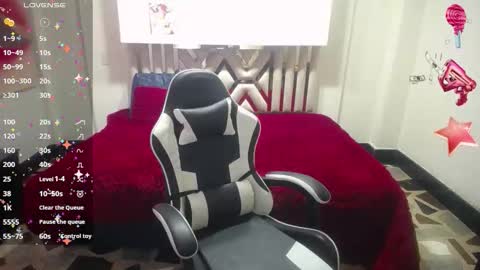 angelie online show from 10/23/25, 05:51