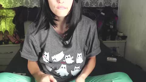 Snapshot of angelika_rouge chatting on 10/26/25, 05:08 Angelika Rouge online show from 10/26/25, 05:08