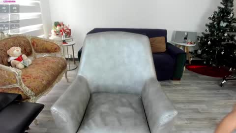 Snapshot of angelina_class_7 chatting on 01/05/25, 06:02 angelina_class_7 online show from 01/05/25, 06:02