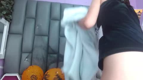    ANGELINA    online show from 10/16/25, 02:18