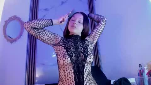 ANGELINA   online show from 10/21/25, 11:00