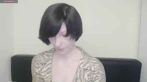 Snapshot of angelinalov_ chatting on 02/10/25, 07:47 Angelina online show from 02/10/25, 07:47