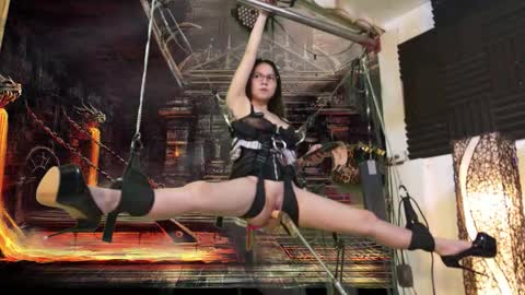 Angel online show from 11/07/25, 03:28