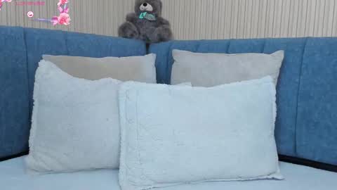 angeline online show from 10/13/25, 12:05