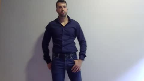 angell102890 online show from 10/25/25, 02:24