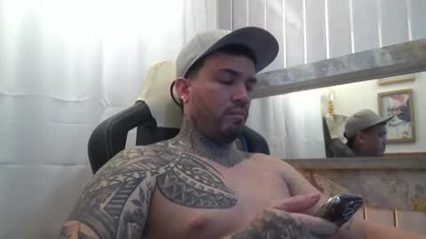 angellatino0 online show from 10/26/25, 07:25