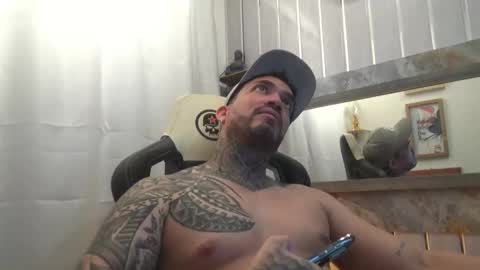 angellatino0 online show from 11/05/25, 07:30