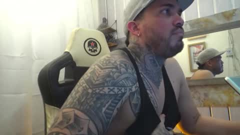 angellatino0 online show from 11/20/25, 06:46