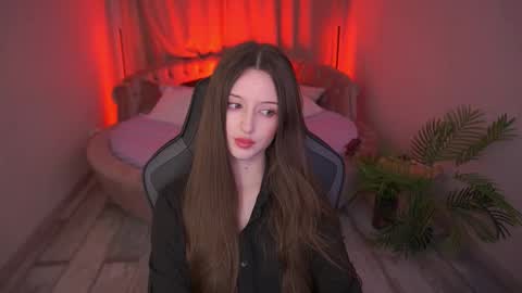 Snapshot of angellblush chatting on 10/14/25, 06:14 AngelBlush online show from 10/14/25, 06:14