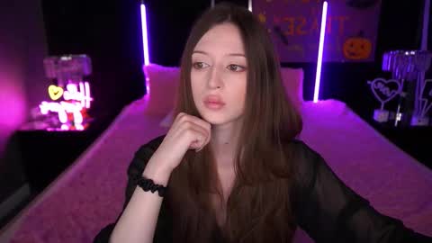 Snapshot of angellblush chatting on 11/06/25, 03:02 AngelBlush online show from 11/06/25, 03:02