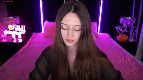 Snapshot of angellblush chatting on 11/09/25, 02:15 AngelBlush online show from 11/09/25, 02:15